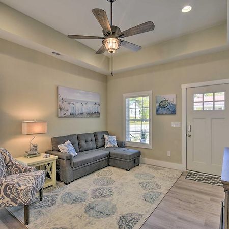 Ocean Isle Beach Home With Shared Lanai And Grill Exteriér fotografie